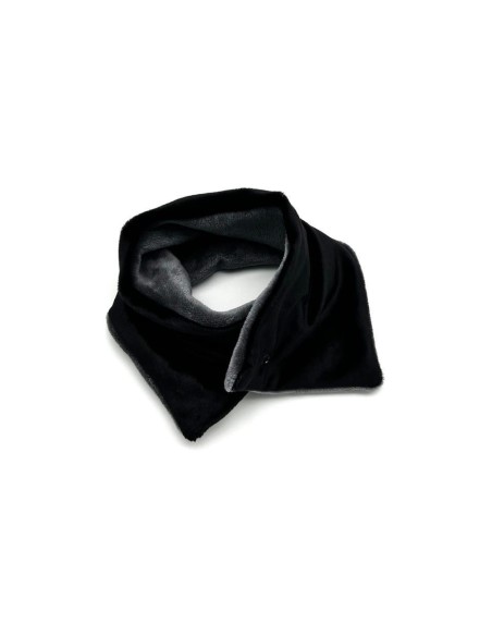 Cuello pelo negro liso Cuello pelo negro liso