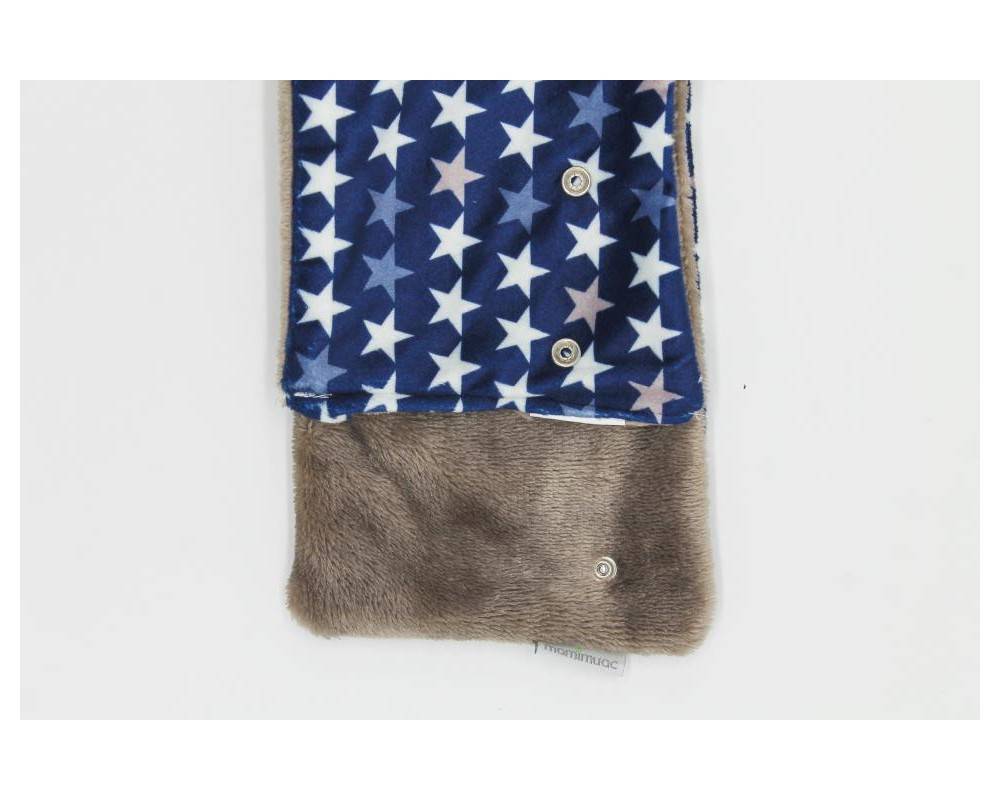 Cuello pelo estrella azul