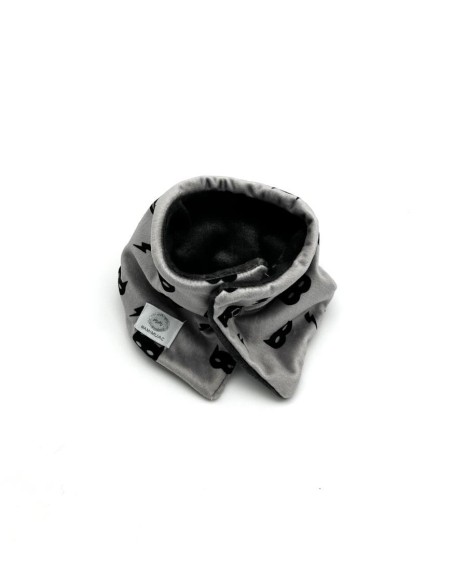 Cuello pelo mascara gris