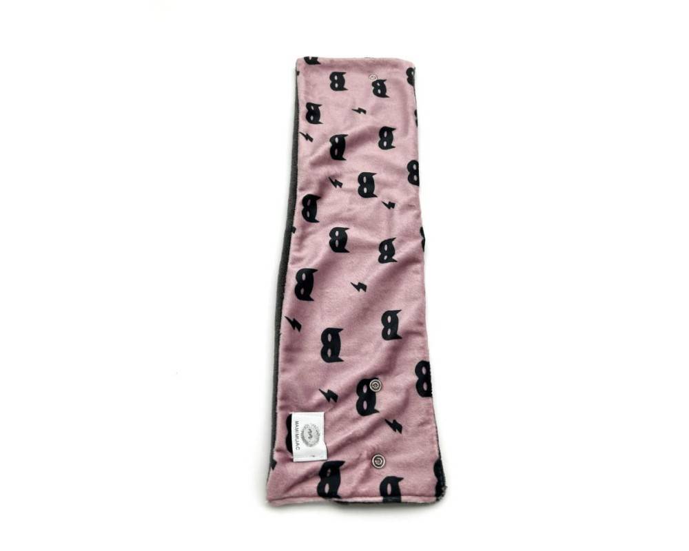 Cuello pelo mascara rosa