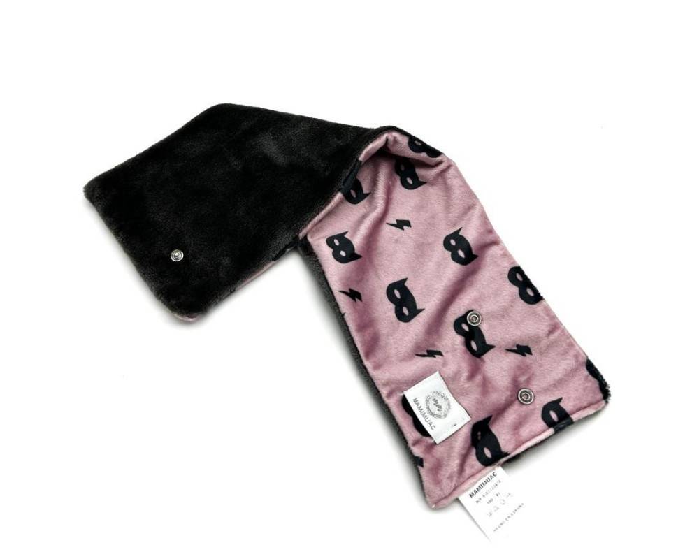 Cuello pelo mascara rosa