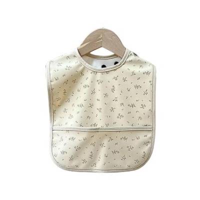 Babero Basic PU Rama