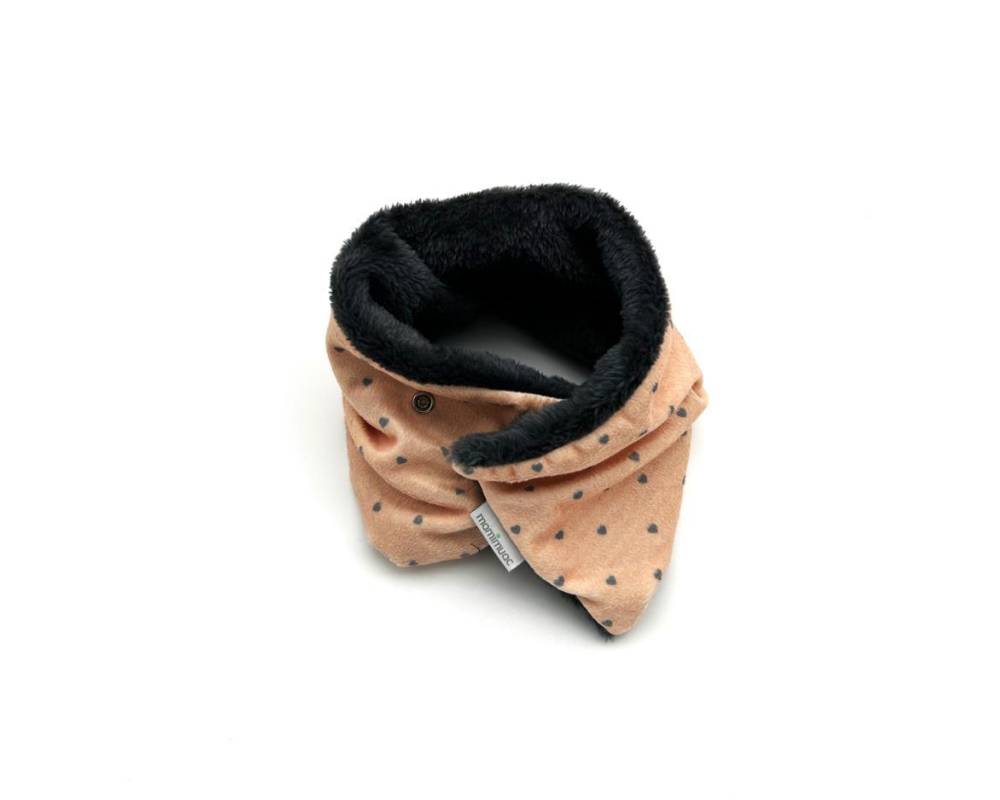 Cuello pelo corazón melocotón