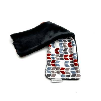 Cuello pelo geometrico rojo 2