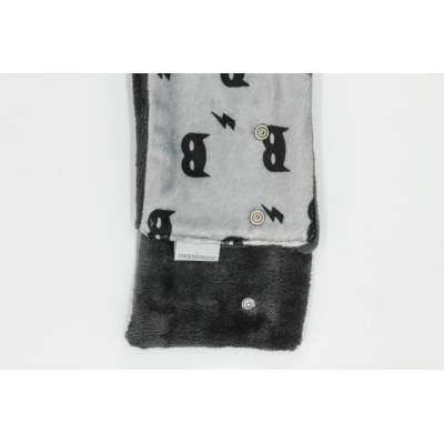 Cuello pelo mascara gris 2