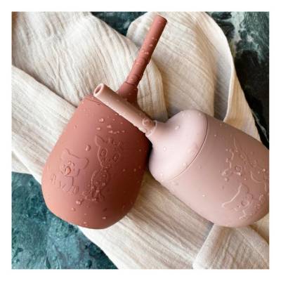 NU114 Adita vaso con caña Mahogany 2