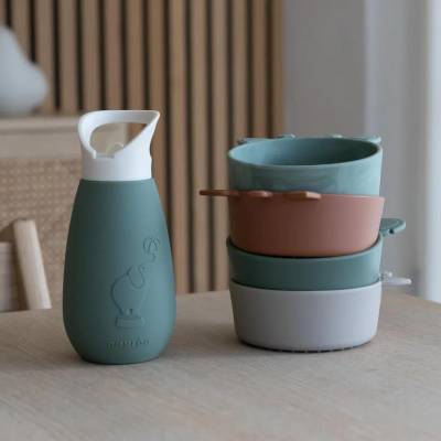 NU387 Pax botella silicona - 350 ml Dusty green 2