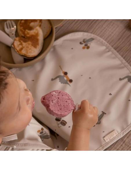 NU439 Alberte babero extra largo Music Dino