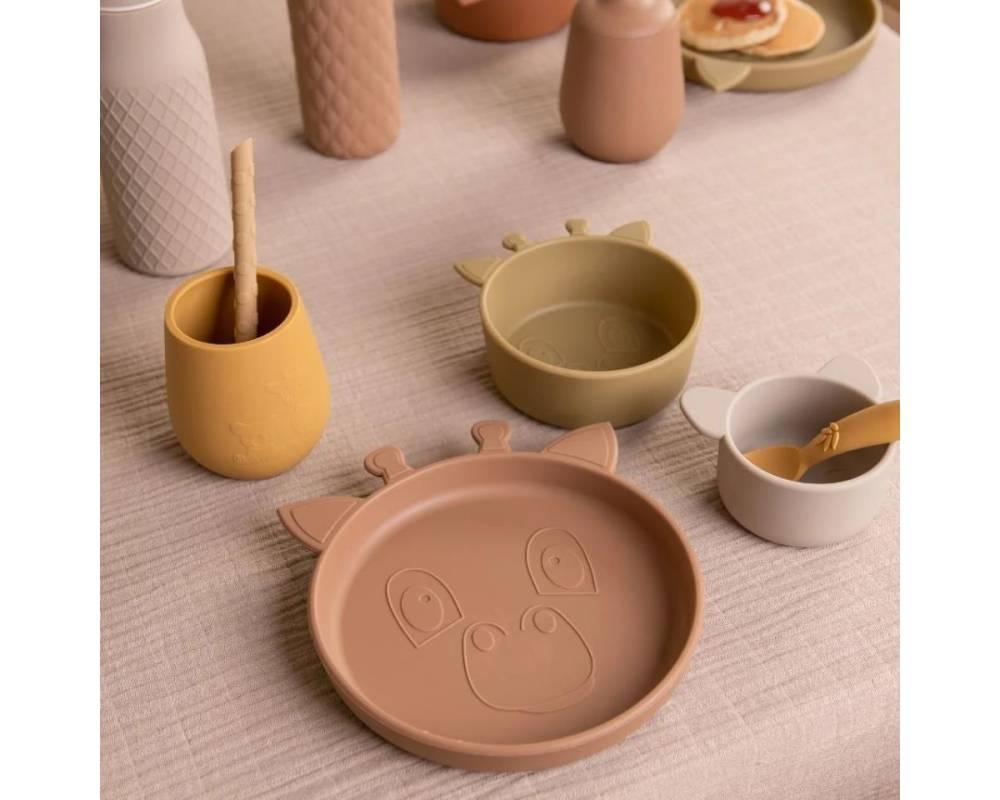 NU477 Lykke sil dinner set 4-pack Giraf Chocolate