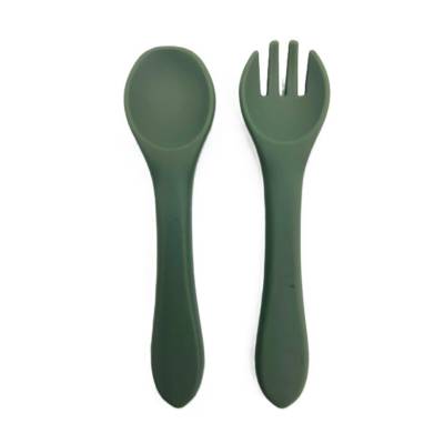 CUBIERTOS SILICONA VERDE MUSGO