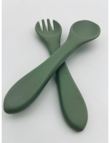 CUBIERTOS SILICONA VERDE MUSGO