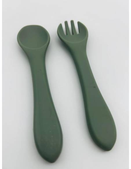 CUBIERTOS SILICONA VERDE MUSGO