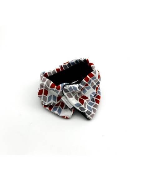 Cuello pelo geometrico rojo