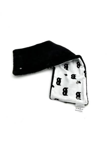 Cuello pelo mascara blanca