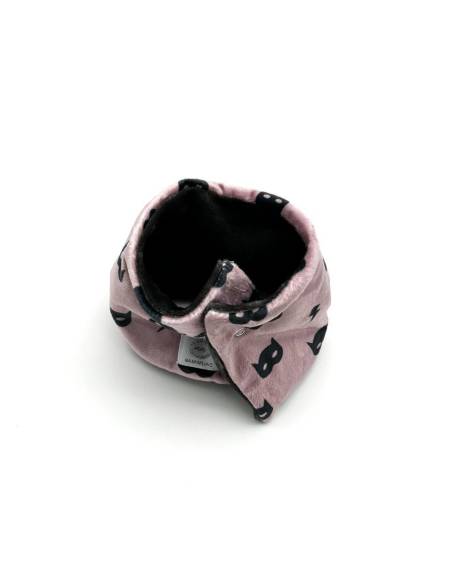 Cuello pelo mascara rosa
