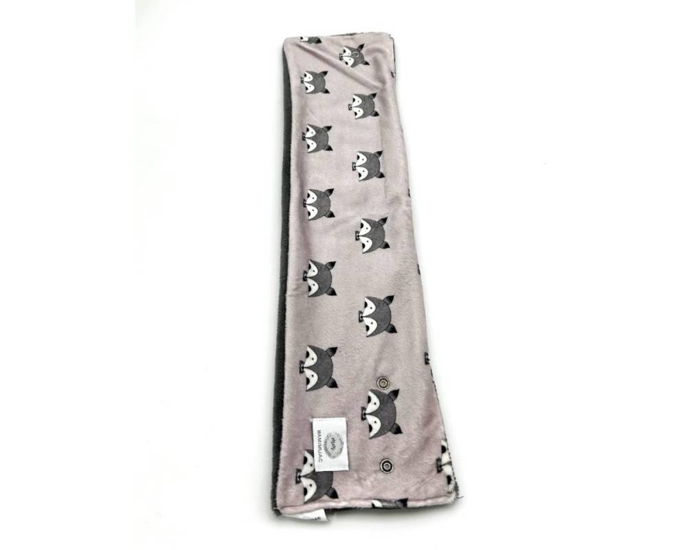 Cuello pelo zorro rosa